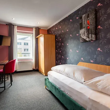 Smarthotel Flamingo Self Check-in 3* Gießen