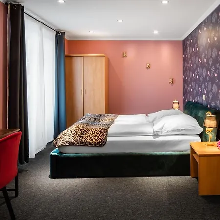 Smarthotel Flamingo Self Check-in 3* Gießen