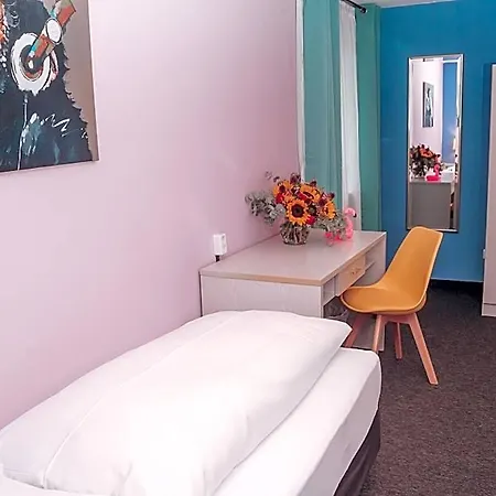 Smarthotel Flamingo Self Check-in 3* Gießen