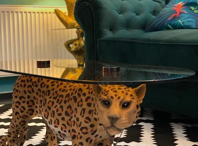 Smarthotel Flamingo Self Check-in Hotel